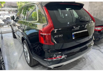 ولوو XC90   