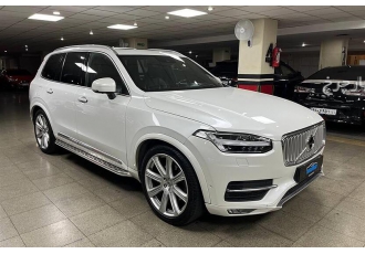 ولوو XC90   